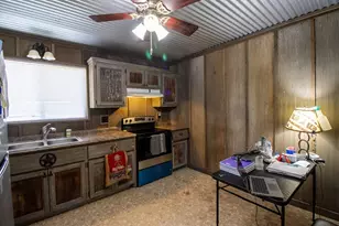 412 Sky Harbor Rd, Mountain Home, TX 78058 - Photo 6