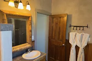 406 Cross Mountain Dr, Fredericksburg, TX 78624 - Photo 22