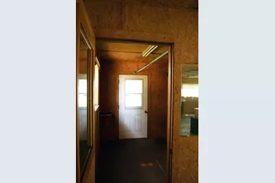 304 S Crockett St, Fredericksburg, TX 78624 - Photo 30