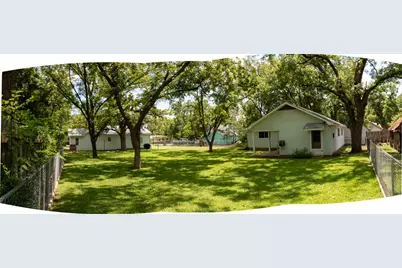 304 S Crockett St, Fredericksburg, TX 78624 - Photo 26