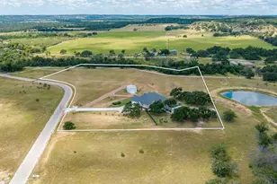 201 Mystic Oaks Trl, Fredericksburg, TX 78624 - Photo 50