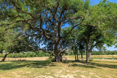 201 Mystic Oaks Trail, Fredericksburg, TX 78624 - Photo 72