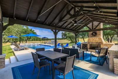 201 Mystic Oaks Trail, Fredericksburg, TX 78624 - Photo 6