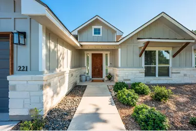 221 Deerwood, Bandera, TX 78003 - Photo 2