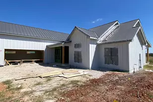 517 Interlaken St, Fredericksburg, TX 78624 - Photo 8