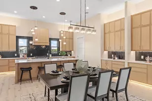 517 Interlaken St, Fredericksburg, TX 78624 - Photo 4