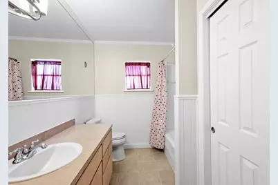 604 N Bowie, Fredericksburg, TX 78624 - Photo 20