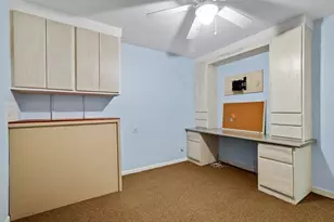 604 N Bowie, Fredericksburg, TX 78624 - Photo 20
