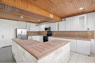 288 E Kroll Rd, Harper, TX 78631 - Photo 4