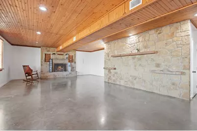 288 E Kroll Rd, Harper, TX 78631 - Photo 4