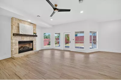 218 Ellebracht Dr, Fredericksburg, TX 78624 - Photo 10