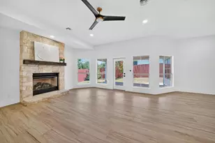 218 Ellebracht Dr, Fredericksburg, TX 78624 - Photo 10