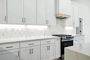 218 Ellebracht Dr, Fredericksburg, TX 78624 - Photo 18