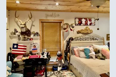 661 Sandy Lane, Fredericksburg, TX 78624 - Photo 18