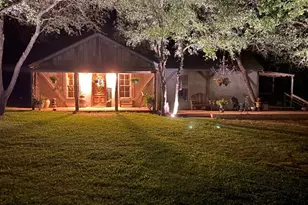 661 Sandy Ln, Fredericksburg, TX 78624 - Photo 20