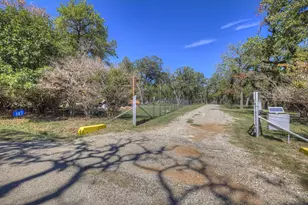 113 Weitz Rd, Fredericksburg, TX 78624 - Photo 50