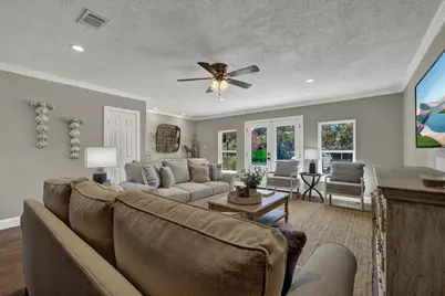 113 Weitz Rd, Fredericksburg, TX 78624 - Photo 6