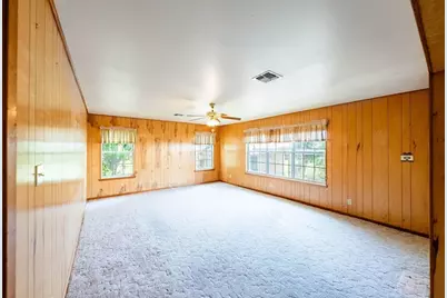 201 Highway St, Fredericksburg, TX 78624 - Photo 20