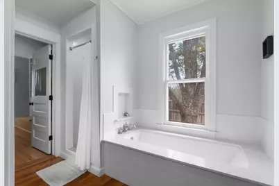 901 N Llano St, Fredericksburg, TX 78624 - Photo 16