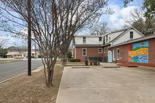 901 N Llano St, Fredericksburg, TX 78624 - Photo 42