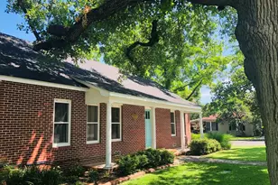 901 N Llano St, Fredericksburg, TX 78624 - Photo 38