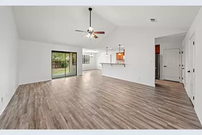 720 Darlington Dr, Fredericksburg, TX 78624 - Photo 6