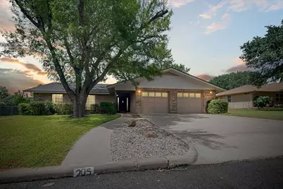 205 Crestwood Dr, Fredericksburg, TX 78624 - Photo 30