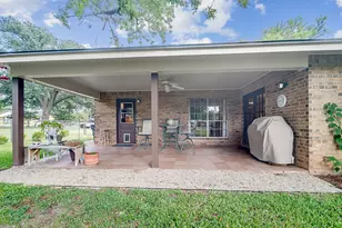 205 Crestwood Dr, Fredericksburg, TX 78624 - Photo 24