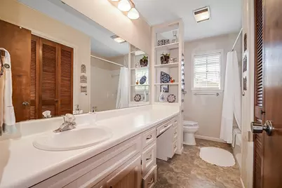 205 Crestwood Dr, Fredericksburg, TX 78624 - Photo 18