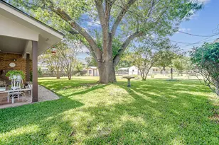 205 Crestwood Dr, Fredericksburg, TX 78624 - Photo 26