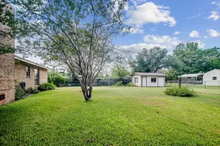 205 Crestwood Dr, Fredericksburg, TX 78624 - Photo 26