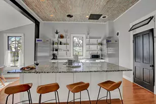 501 W San Antonio St, Fredericksburg, TX 78624 - Photo 4