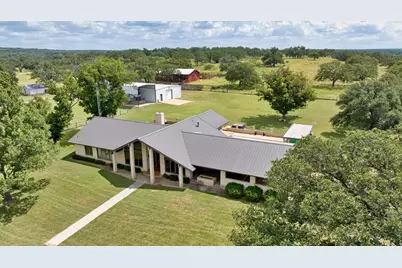 325 County Rd 389, Fredonia, TX 76842 - Photo 32