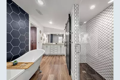 907 W Travis St, Fredericksburg, TX 78624 - Photo 26