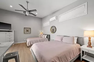 907 W Travis St, Fredericksburg, TX 78624 - Photo 34