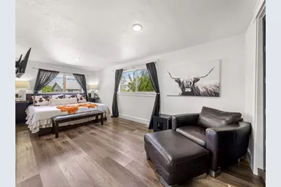 907 W Travis St, Fredericksburg, TX 78624 - Photo 12