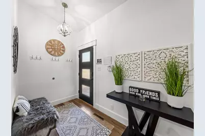 907 W Travis St, Fredericksburg, TX 78624 - Photo 6