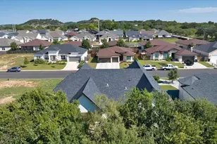 105 Parlin Ln, Fredericksburg, TX 78624 - Photo 4