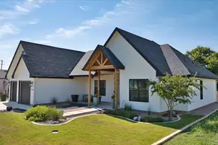 105 Parlin Ln, Fredericksburg, TX 78624 - Photo 1