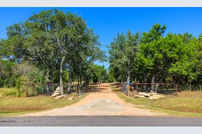 713 Ranch Rd 1320, Johnson City, TX 78636 - Photo 4