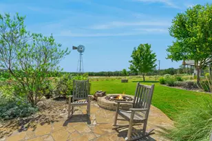 716 Arbor Ridge Rd, Fredericksburg, TX 78624 - Photo 6