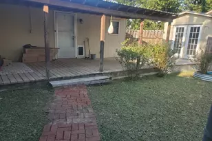 310 W Canal St, Menard, TX 76859 - Photo 12