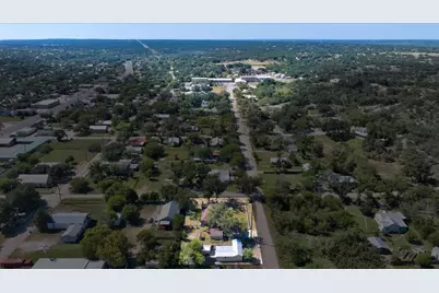 310 W Canal St, Menard, TX 76859 - Photo 32