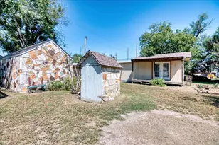 310 W Canal St, Menard, TX 76859 - Photo 68