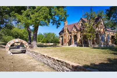 310 W Canal St, Menard, TX 76859 - Photo 36