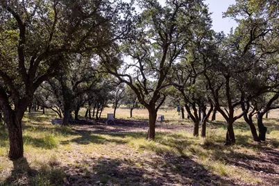 176 Jenna Ln, Harper, TX 78631 - Photo 4