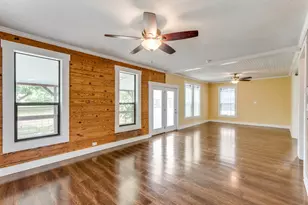 1600 Ford St, Llano, TX 78643 - Photo 12