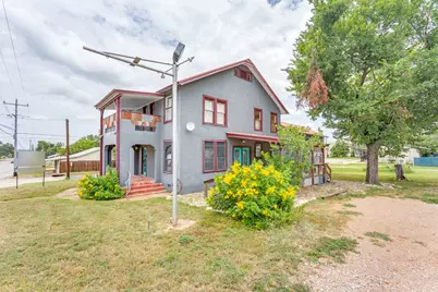 1600 Ford St, Llano, TX 78643 - Photo 2