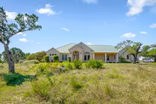 1662 Landmark Ln, Kerrville, TX 78028 - Photo 6