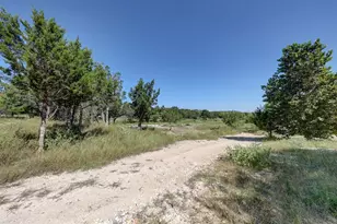 1505 Katy Ln, Kerrville, TX 78028 - Photo 32